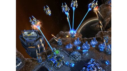 StarCraft 2 - Erste Bilder und zwei Videos