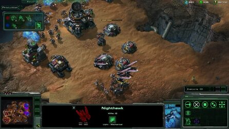 StarCraft 2 - Multiplayerduell auf der neuen Karte Blistering Sands