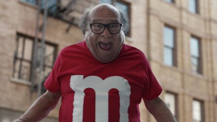 Super Bowl Spots 2018 - Die besten Clips mit Danny DeVito, Chris Hemsworth + Keanu Reeves