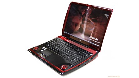 Toshiba Qosmio X300 140 - Test: Extrem schnelles Spiele-Notebook mit zwei Grafikkarten