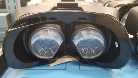 Valve mit eigener VR-Brille und Half-Life VR? - Geleakte Fotos des VR-Prototypen