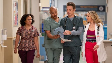Mit Scrubs geht es schon Ende September weiter: der neue Trailer zu Staffel 2 des Serien-Revivals lässt uns um Dr. Cox bangen