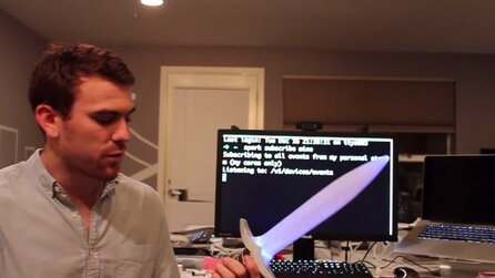 WarSting Hobbit-Schwert - Zeigt offene WLANs durch blaues Leuchten an