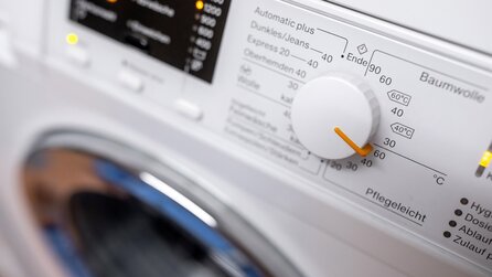 Waschmaschinen haben eine Funktion, die viele nicht kennen: Sie wird verwendet, um hartnäckige Flecken zu entfernen