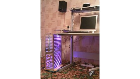 Noch mehr verrückte Case-Mods - Backofen, Kaffeemaschine + Tetris