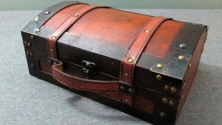 Witcher 3 + Fallout 4 - Beeindruckende Fan-Nachbauten: Gwint-Deck und Fallout-Munitionskiste