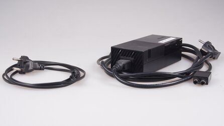 Xbox One S vs. Xbox One - Bilder