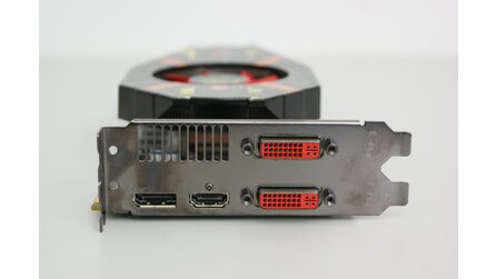 XFX Radeon HD 5830 - Bilder