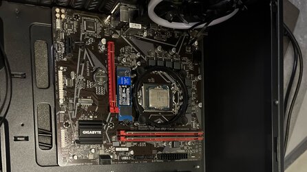 Spieler kauft neuen Gaming-PC für fast 900 Euro und merkt nicht, dass die Grafikkarte fehlt, doch es kommt noch schlimmer