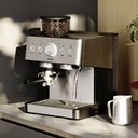 Holt euch die Siebträger-Espressomaschine von KOENIC