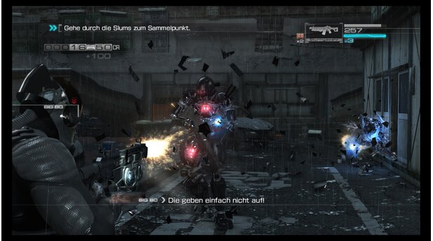 Binary Domaon (PC)Beschossene Cyborgs zerfallen eindrucksvoll in ihre Einzelteile.