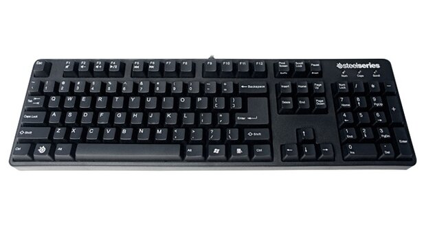 Das schnörkellose Design der Steelseries G6v2 erinnert an klassische Tastaturen der Achtziger-Jahre.