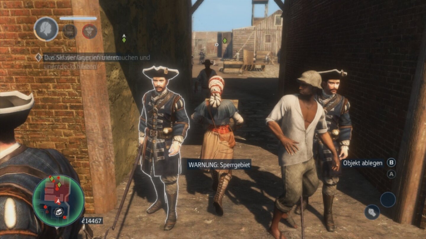 Assassins Creed: Liberation HDAls Sklavin getarnt können wir uns eine Kiste schnappen und so in eigentlich unzugängliche Bereiche gelangen. Die Wachen halten uns für eine Arbeiterin.