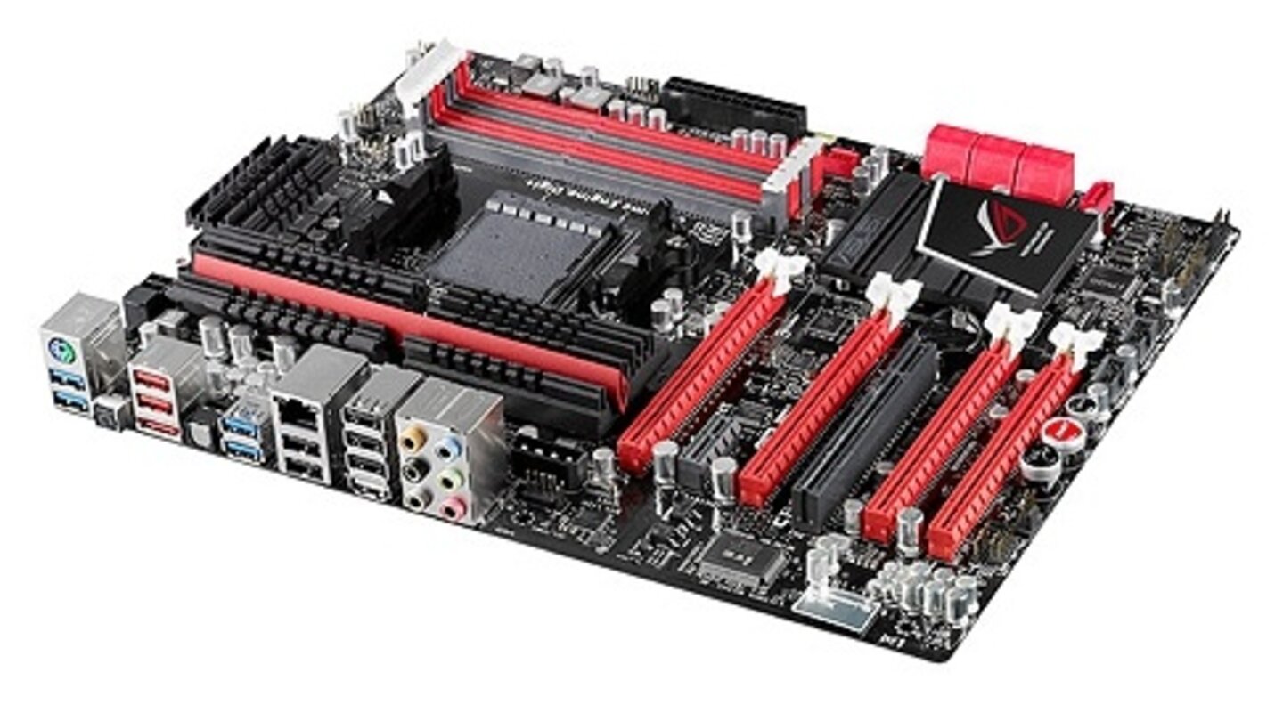 Asus Crosshair V FormulaDas etwa 250 Euro teure Asus Crosshair V Formula gehört zu den teuersten 990FX-Mainboards und bietet Ausstattung satt. Es unterstützt den Parallelbetrieb von bis zu vier Grafikkarten, jeweils bei voller Anbindung mit 16 PCIe-Lanes.Asus Crosshair V Formula im Preisvergleich