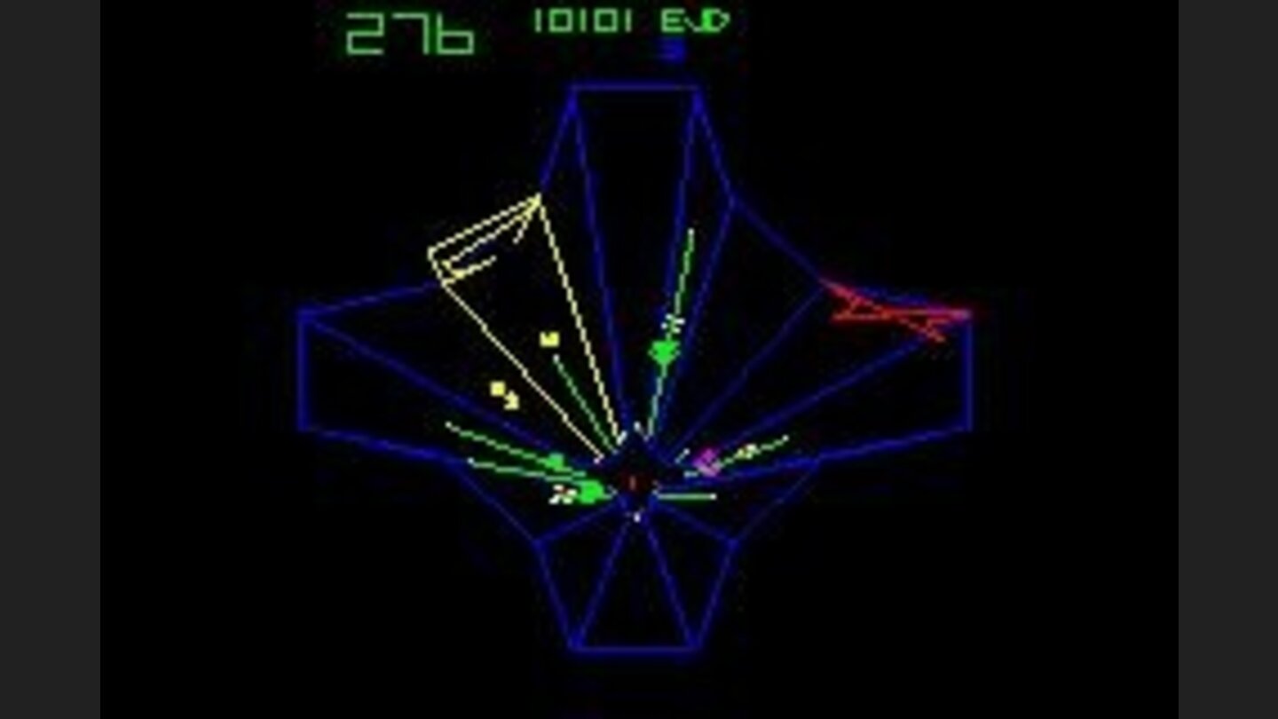 Tempest - Destroy all the things moving up and down in this thing while avoiding being hit