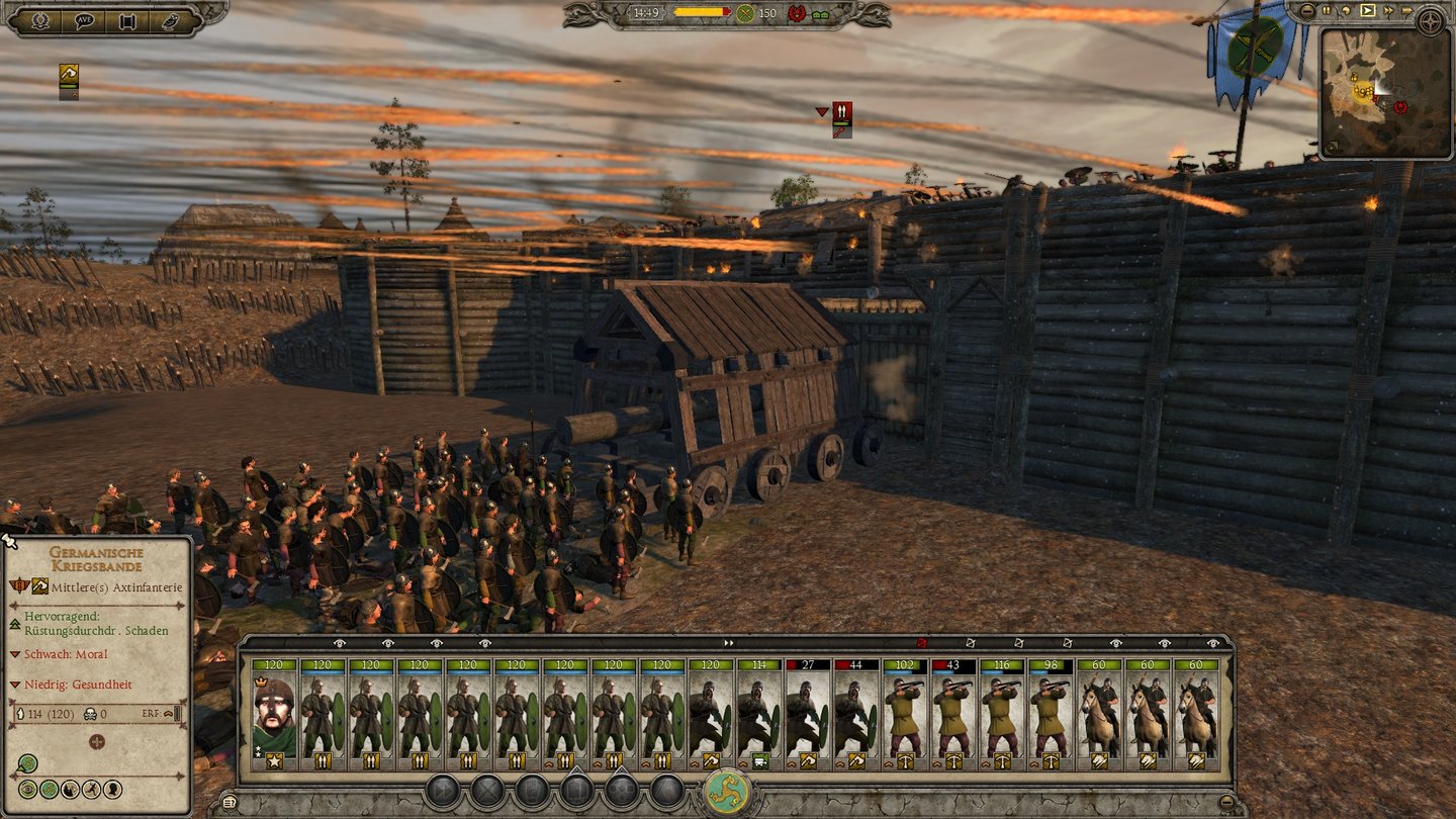 Total War: AttilaFeuer frei! Während der Rammbock ans Tor geschoben wird, decken unsere Fernkämpfer die Holzbefestigungen mit Brandpfeilen ein.