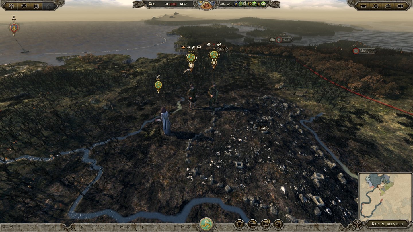 Total War: AttilaTraurig stehen Frankenkönig Faramund und sein Heer vor den Ruinen der ehemaligen Hauptstadt. Dafür ist der Stamm jetzt mobil und kann hinziehen, wo die meiste Beute lockt.