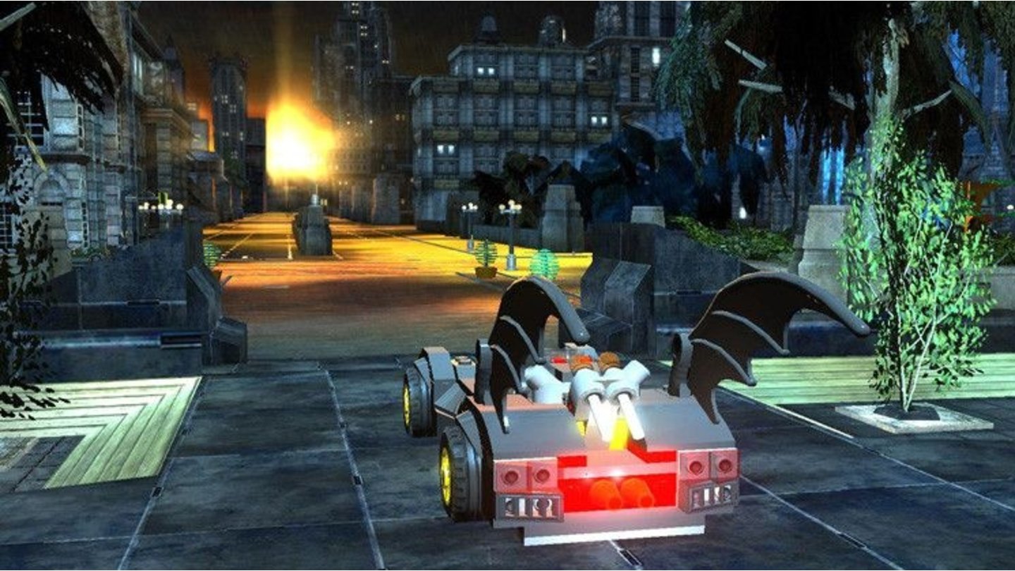 LEGO Batman: The Videogame (2008, PS2, PS3, Xbox 360, Wii)Mittlerweile sind die LEGO-Spiele ja fast zu einem eigenen Subgenre gewachsen, 2008 ist Batman nach Indy und Star Wars die dritte Franchise, die in Klötzchenoptik nachgebaut wird. Allerdings ist es auch das erste Traveller’s-Tales-Spiel mit einem komplett eigenen Plot. Spielerisch geht’s vor allem darum, uns allein oder mit einem Partner durch die Level zu prügeln, kleine Rätsel zu lösen, Studs zu sammeln und Unmengen von Charakteren freizuschalten. Das erste LEGO Batman ist gleichzeitig das erste Batman-Spiel, das auch für die neue Konsolengeneration, also PS3 und Xbox 360, erscheint.
