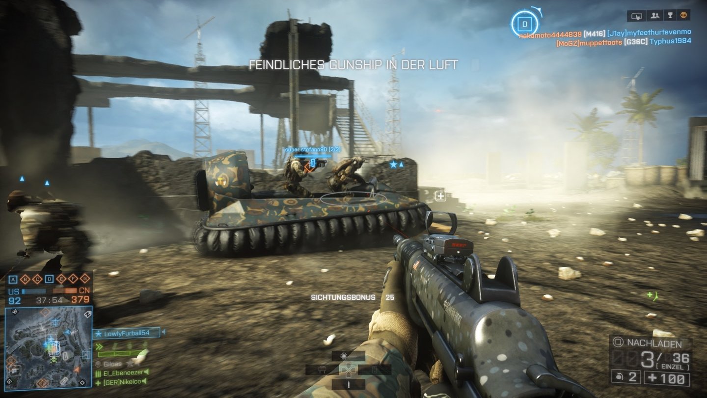Battlefield 4 - Naval StrikeEin Hovercraft! Mit dem neuen Fahrzeug sind bis zu zwei Spieler sowohl zu Wasser als auch an Land unterwegs. Ein Geschütz besitzt das Teil nicht, allerdings wirbelt es jede Menge Staub auf.