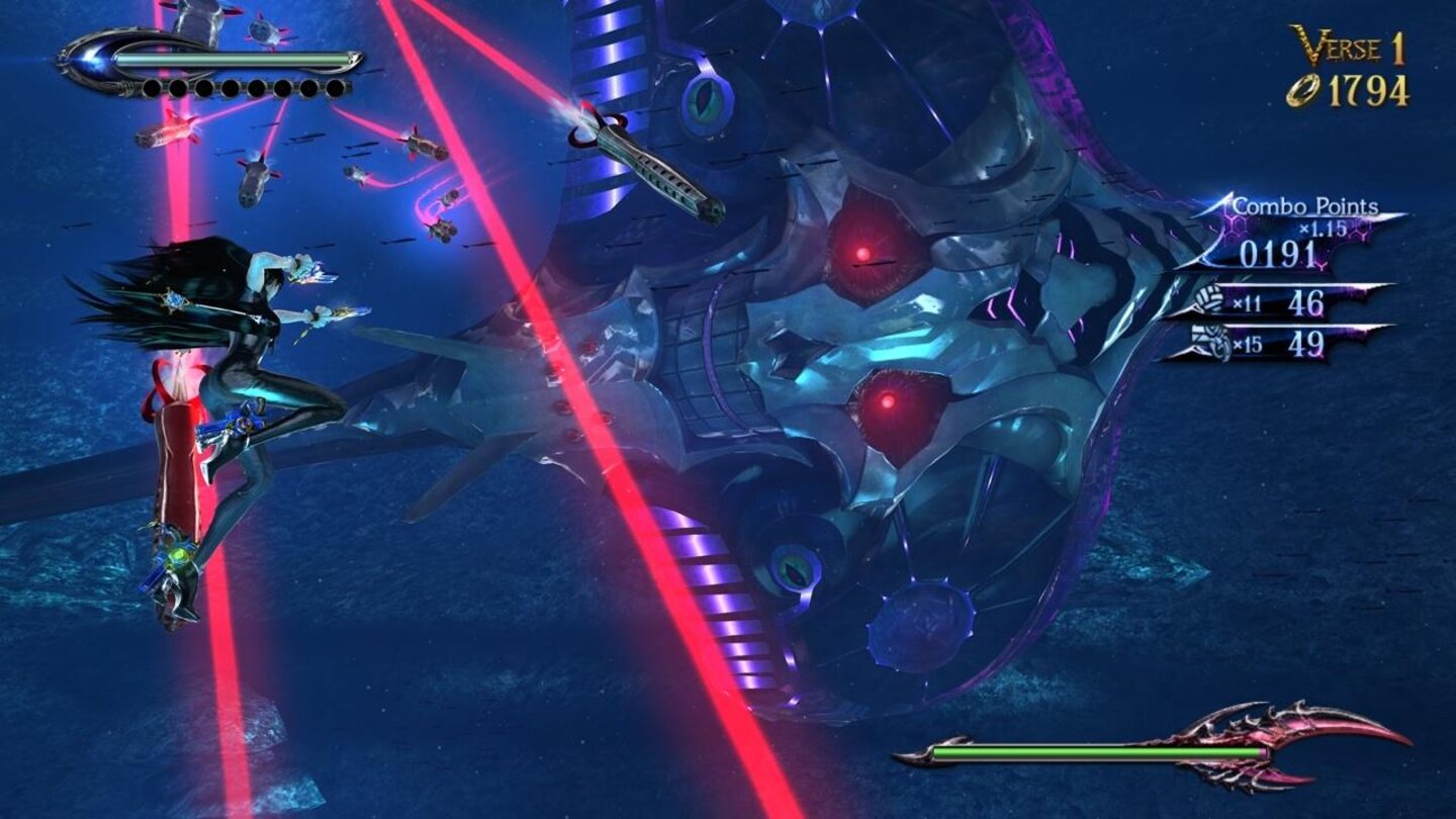 Bayonetta 2Das Design der Endbosse ist krass. Hier bekommen wir es mit einem riesigen Schädel-Rochen zu tun, der mit Raketen auf uns ballert.