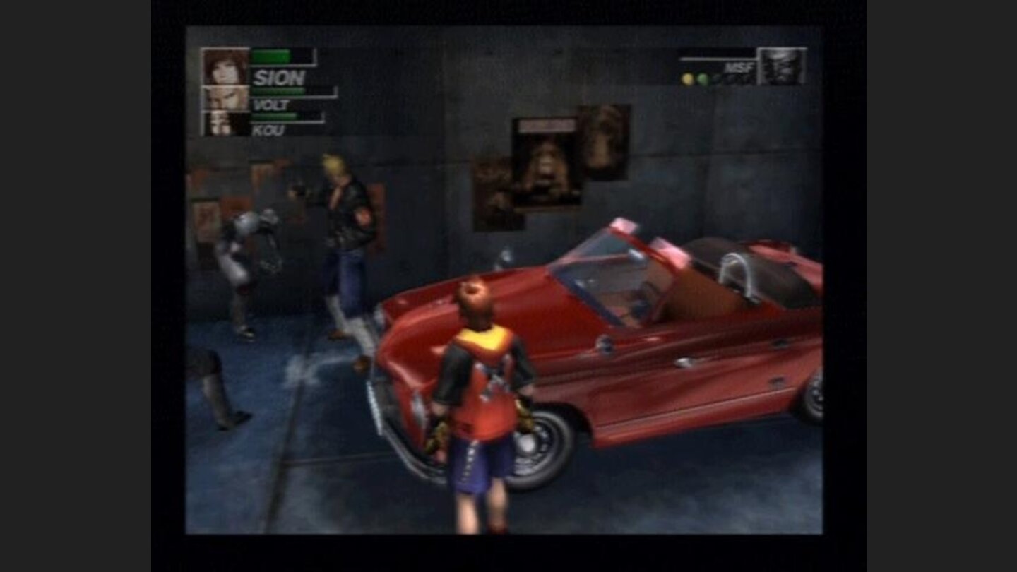 Keep this fight away from the car, its not insurred!