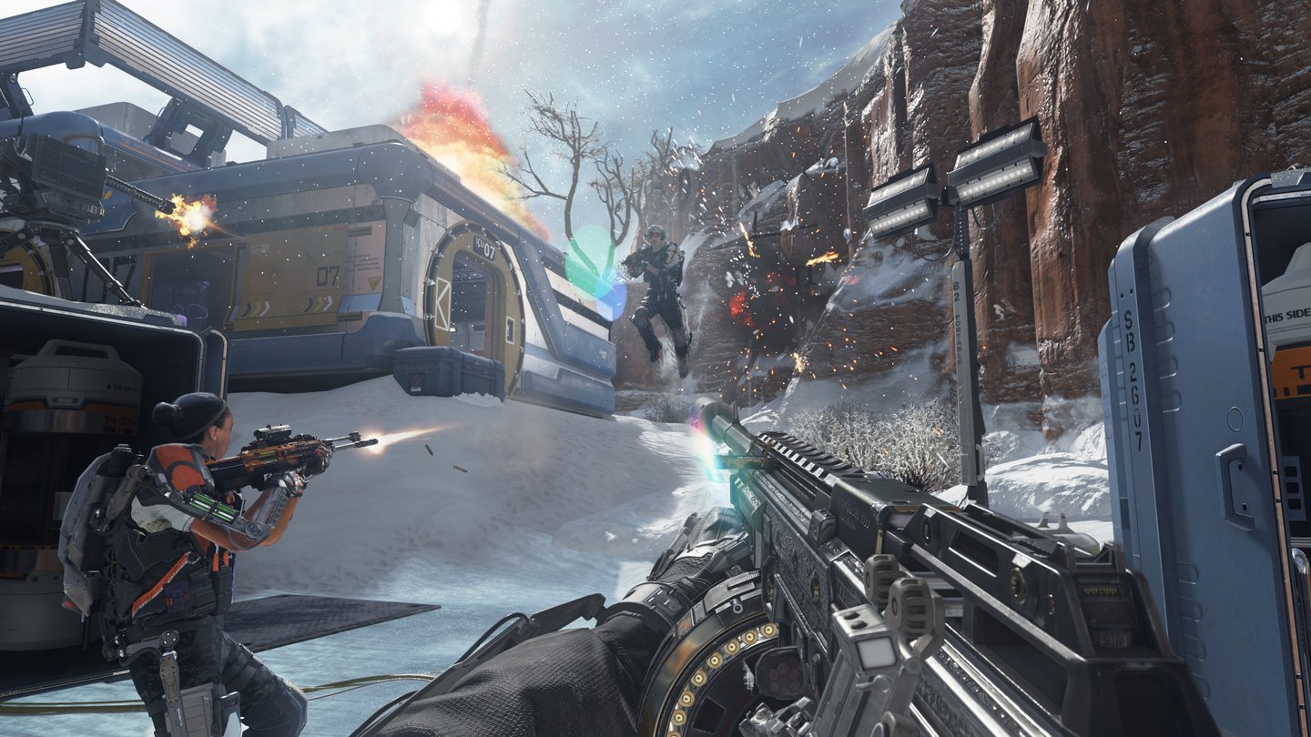 Call of Duty: Advanced Warfare - Multiplayer-ScreenshotViele der Karten kommen einem einfach irgendwie bekannt vor. Die neue Karte Biolab mit ihrem eingeschneiten Look beispielsweise erinnert an Maps wie Stockpile und Summit.