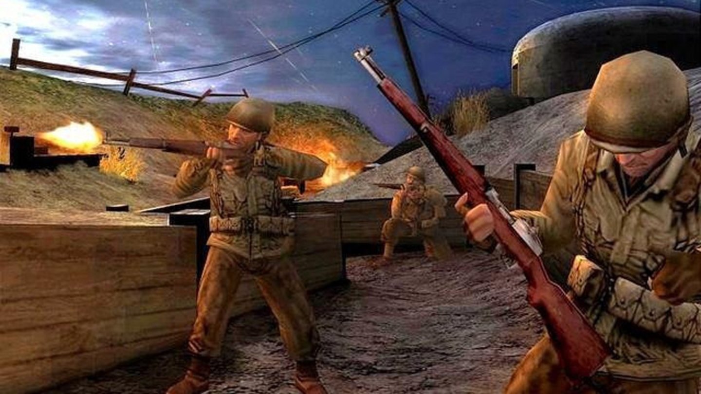 Call of Duty 2: Big Red OneAuch das zweite Call of Duty bekam einen Konsolenableger, obwohl das Originalspiel auch für Xbox 360 erschien. Call of Duty 2: Big Red One gab es ab Herbst 2005 hingegen nur für die Playstation 2, Xbox und den Gamecube. Dementsprechend konnte auch die Grafik nicht mit der »Next-Gen«-Variante mithalten. Zum Ausgleich folgte Big Red One zum ersten Mal in der Seriengeschichte den Erlebnis von nur einer Division, in diesem Fall der 1st Infantry Division der US Army – Spitzname: Big Red One.Die Einsätze führen Sie nach Nordafrika, Frankreich und an die Siegfriedlinie in Deutschland. Die Missionen laufen allerdings nicht zeitlich linear ab, stattdessen wird der Spieler am Ende der ersten Mission im Jahr 1944 schwer verletzt und erlebt die folgenden Missionen als Rückblende beginnend im Jahr 1942. Viele der begleitenden Soldaten bei Big Red One werden übrigens von den Originalsprechern der TV-Miniserie Band of Brothers gesprochen. Die Einleitungen und abschließenden Zusammenfassungen der Missionen spricht in der Originalfassung der Luke Skywalker-Darsteller Mark Hamill.