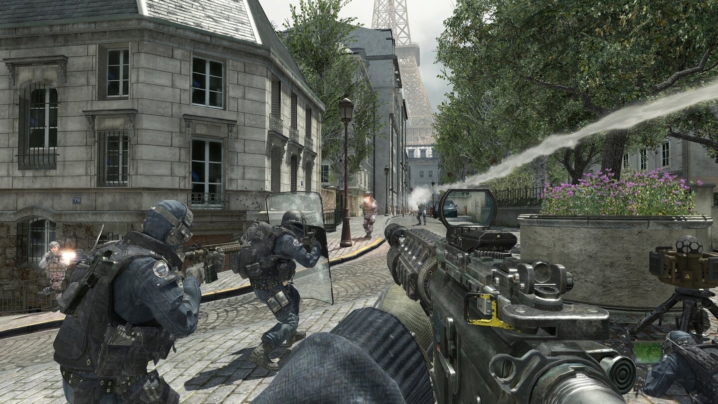 Call of Duty: Modern Warfare 3Auch das Schild kehrt zurück. Unten rechts sehen Sie eine der neue Abschussbelohnungen, durch die Raketen gestört werden.