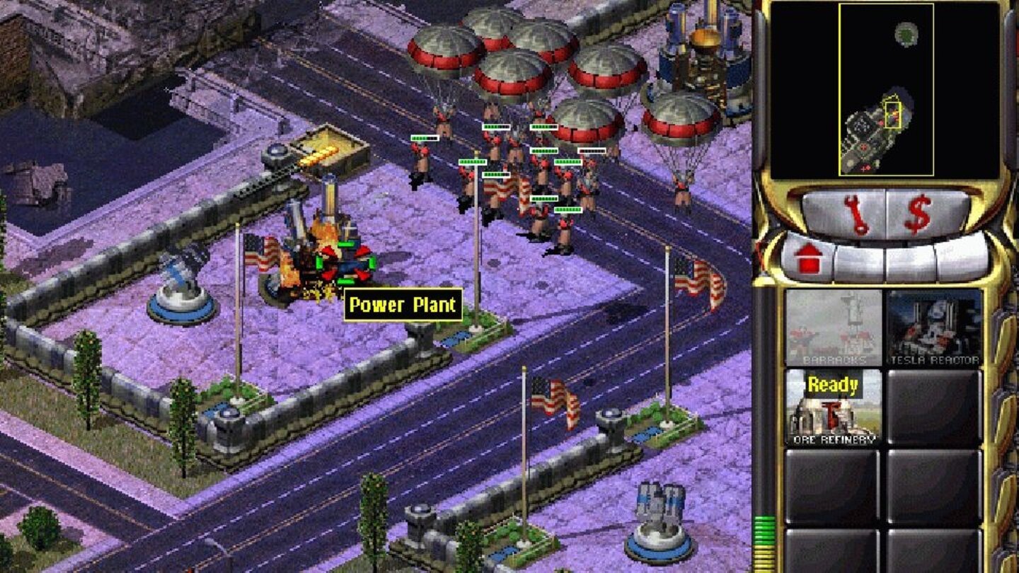 Command & Conquer: Alarmstufe Rot 2 (2000)Wie inzwischen in der Serie üblich, setzt auch Alarmstufe Rot 2 auf die Technik des direkten Vorgängers aus der Tiberium-Reihe. Auch bei der Spielmechanik gibt es kaum Innovationen, im Skirmish-Modus stehen aber immerhin mehrere Nationen mit individuellen Spezialeinheiten zur Auswahl. Die wahre Stärke von Alarmstufe Rot 2 sind aber die actionreiche Inszenierung der Missionen und der allgemeine Over-the-Top-Ansatz, der von den Zwischensequenzen bis zum Einheitendesign reicht.