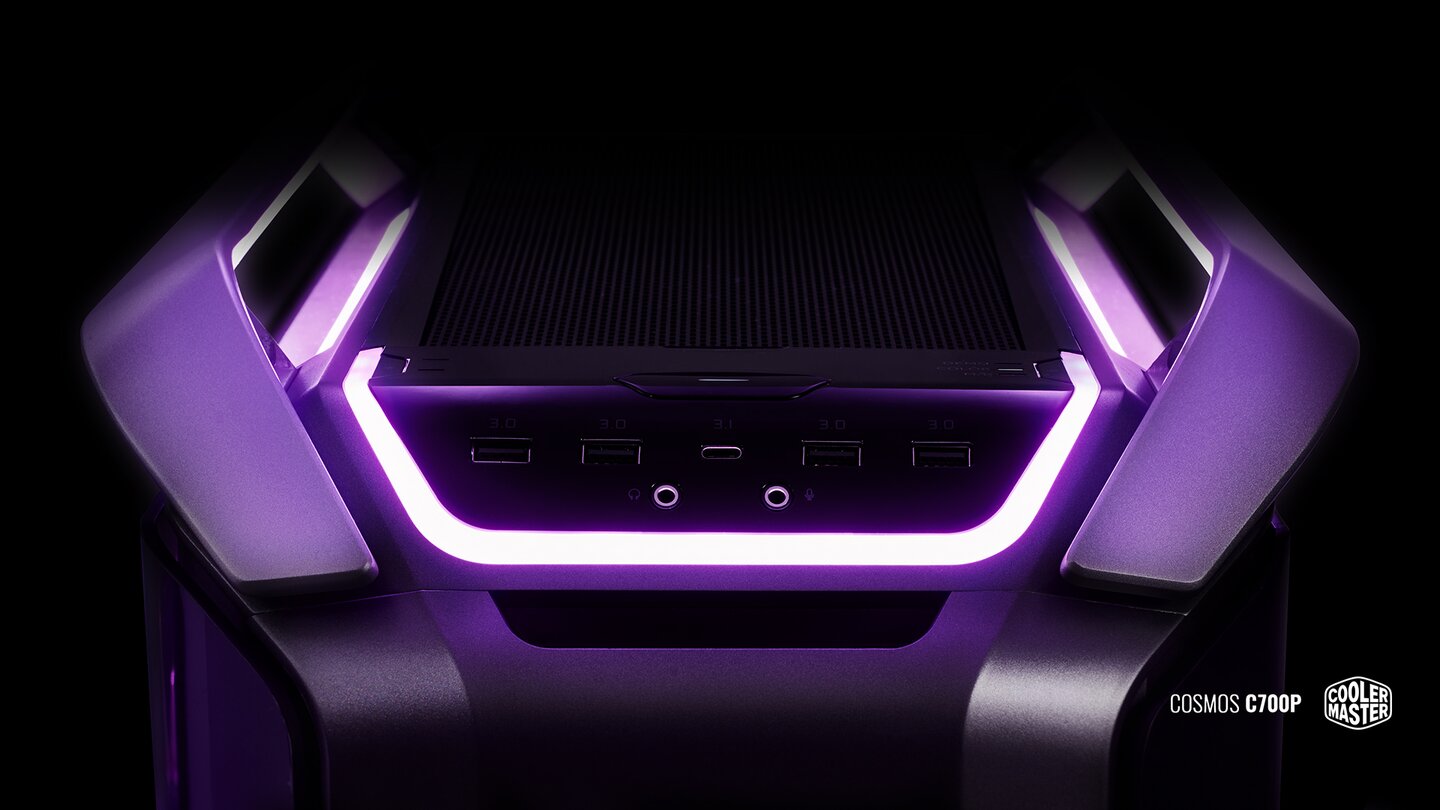 CoolerMaster_CosmosC700P_1