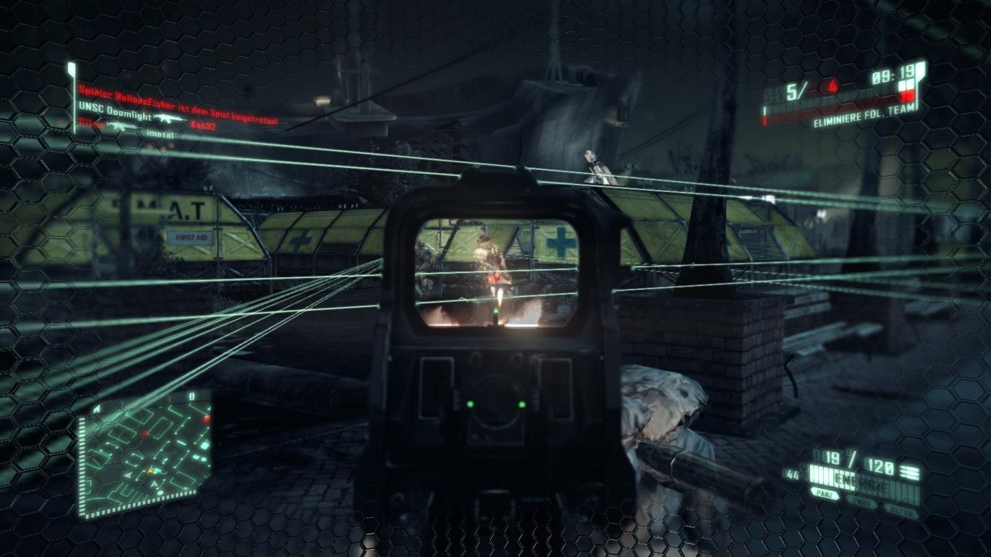 Cysis 2 - Multiplayer-TestDer Bedrohungssucher markiert die Flugbahnen gegnerischer Kugeln.