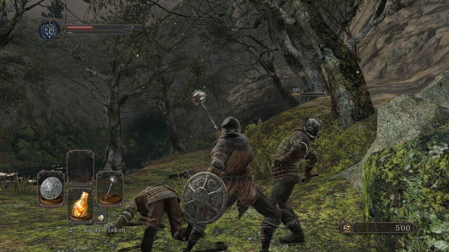 Dark Souls 2 - PC-VersionDas hätte auch böse enden können. Wenn wir munter drauflosschnetzeln, sinkt unsere Ausdauer schneller, als wir »Ihr seid gestorben« sagen können.