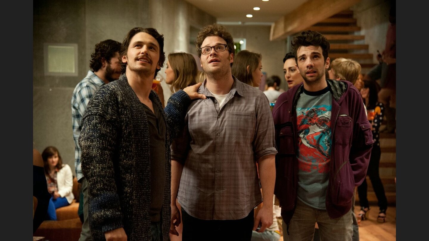 Das ist das EndeJeder der Darsteller sagte zum einen oder anderen Zeitpunkt, dass es nun doch etwas zu weit gehen würde. James Franco war der einzige, der wirklich alles mit sich machen ließ und nie etwas auszusetzen hatte.