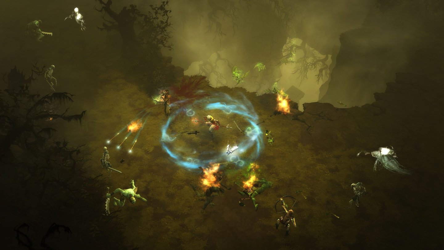 Diablo 3: Die KI-BegleiterDie KI-Begleiter agieren selbstständig. Hier putzt die Magierin Eirena umstehende Monster durch einen Flächenzauber von der Karte.