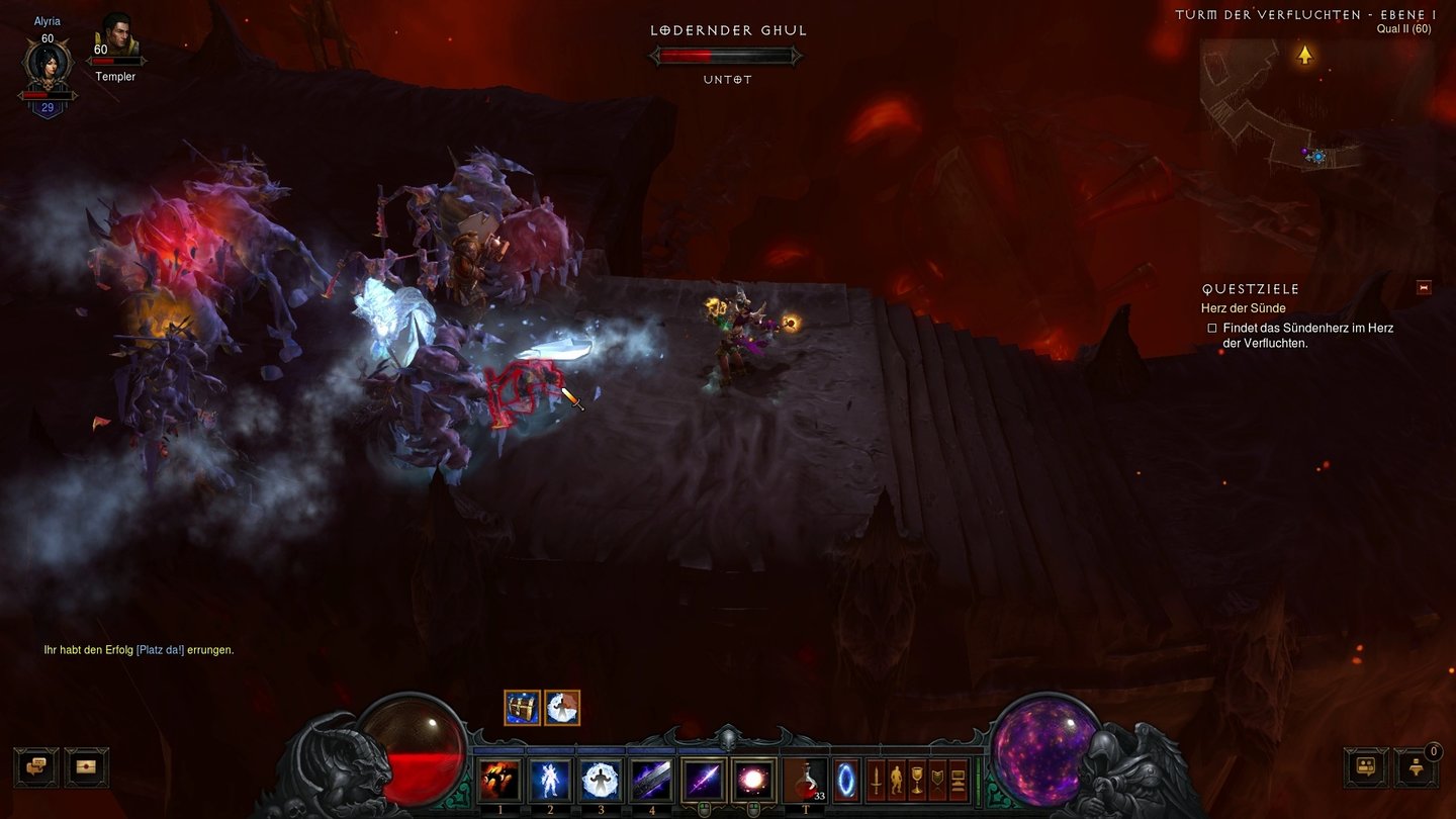 Diablo 3Mit dem Magistraten-Helm friert unsere Frosthydra nahe Gegner ein.