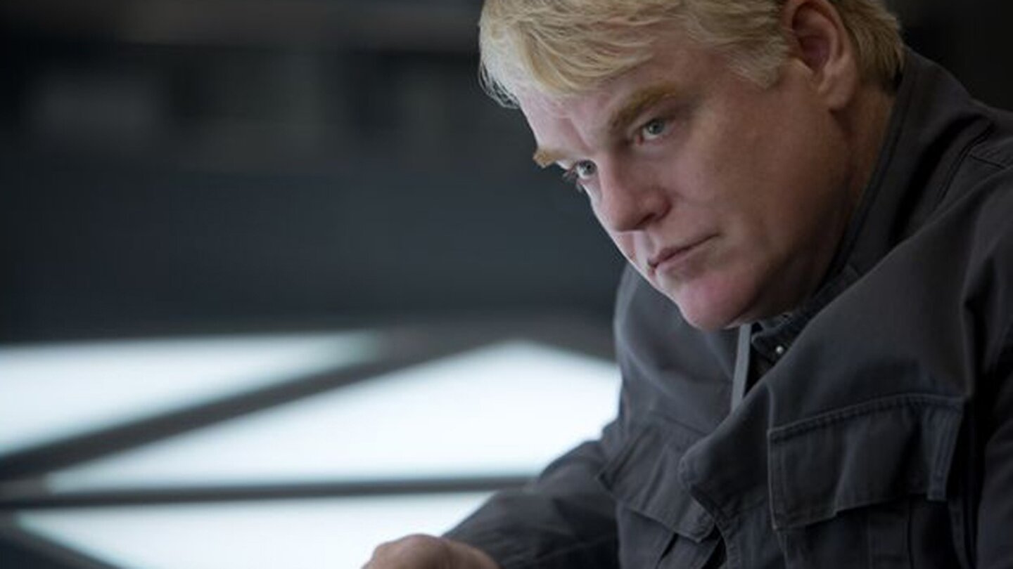 Die Tribute von Panem: Mockingjay - Teil 1Mockingjay 1 ist dem verstorbenen Philip Seymour Hoffmann gewidmet.