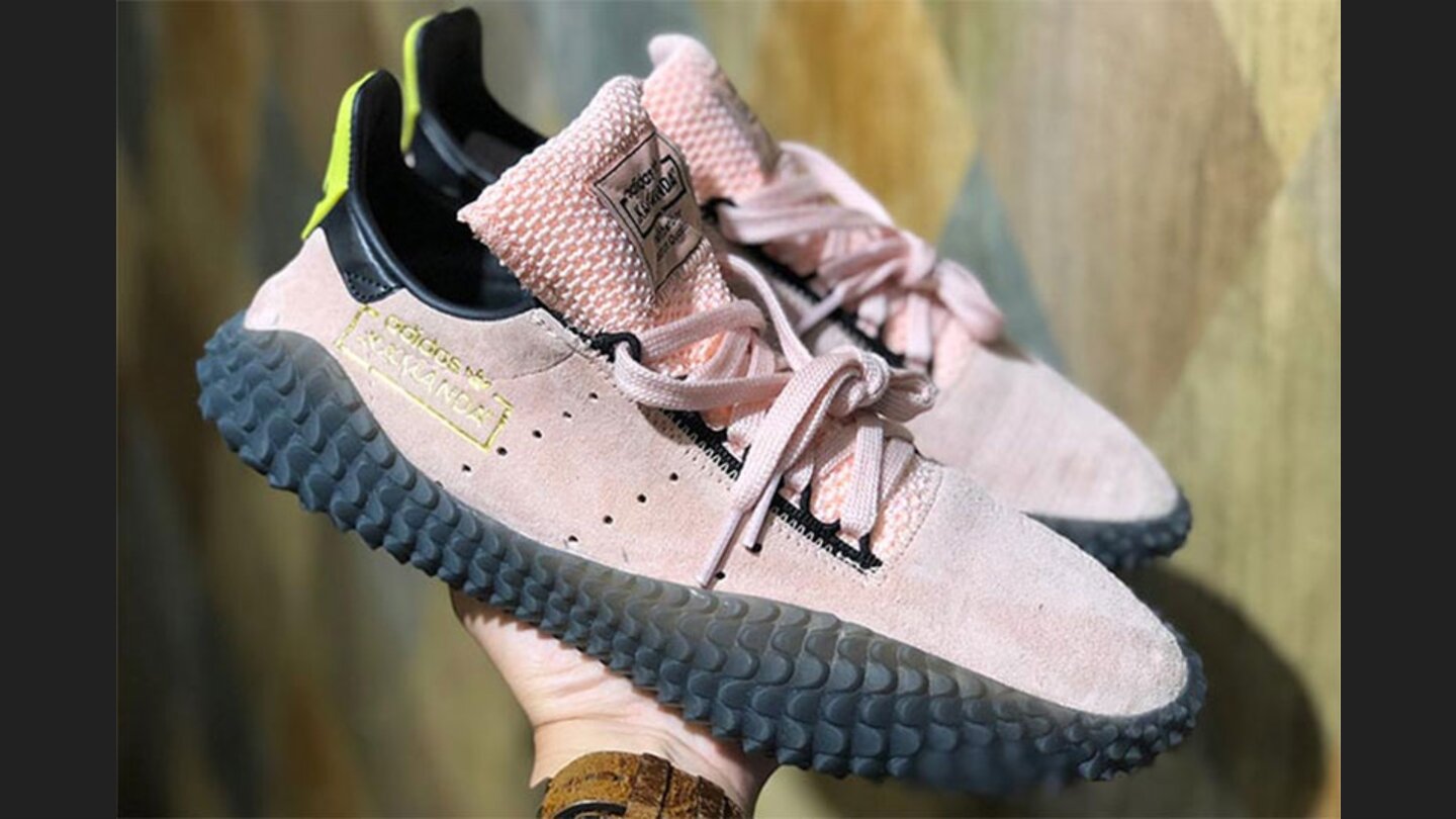 Dragon Ball SneakerDie Schuhe in der Übersicht.
