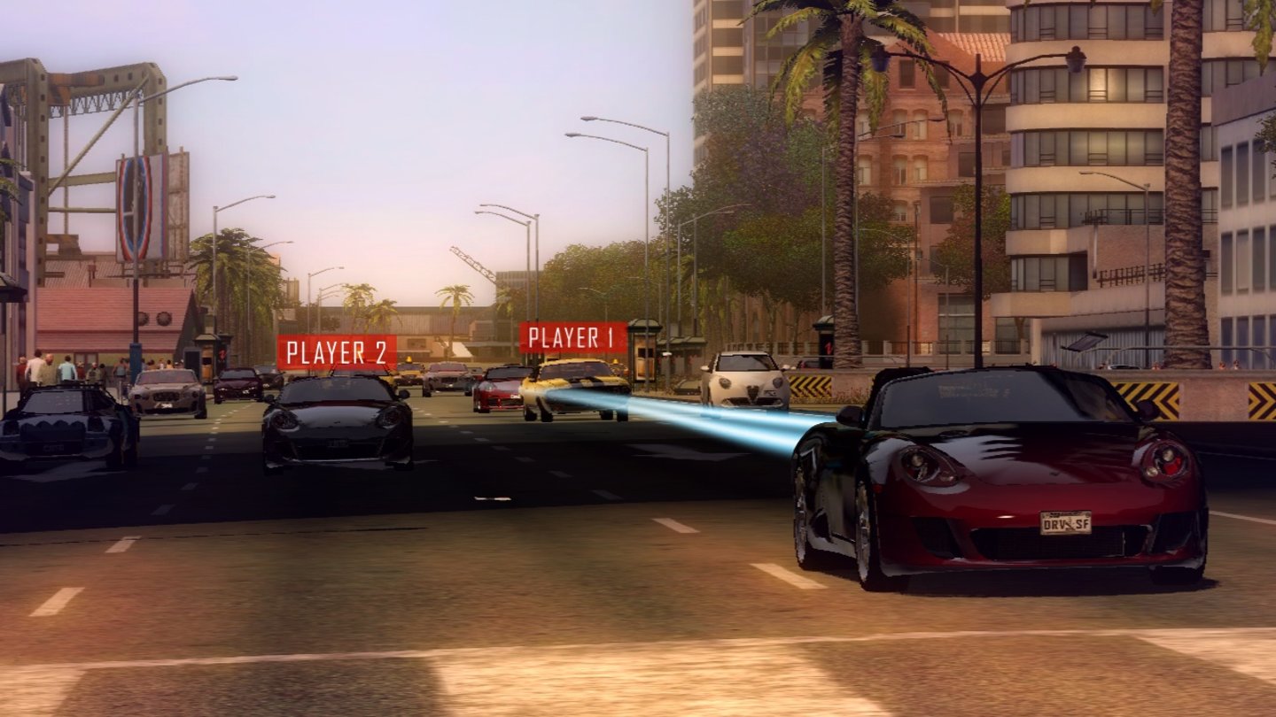 Driver: San FranciscoIm Mehrspieler-Modus treten zwei Spieler im Splitscreen und sechs Spieler online an.