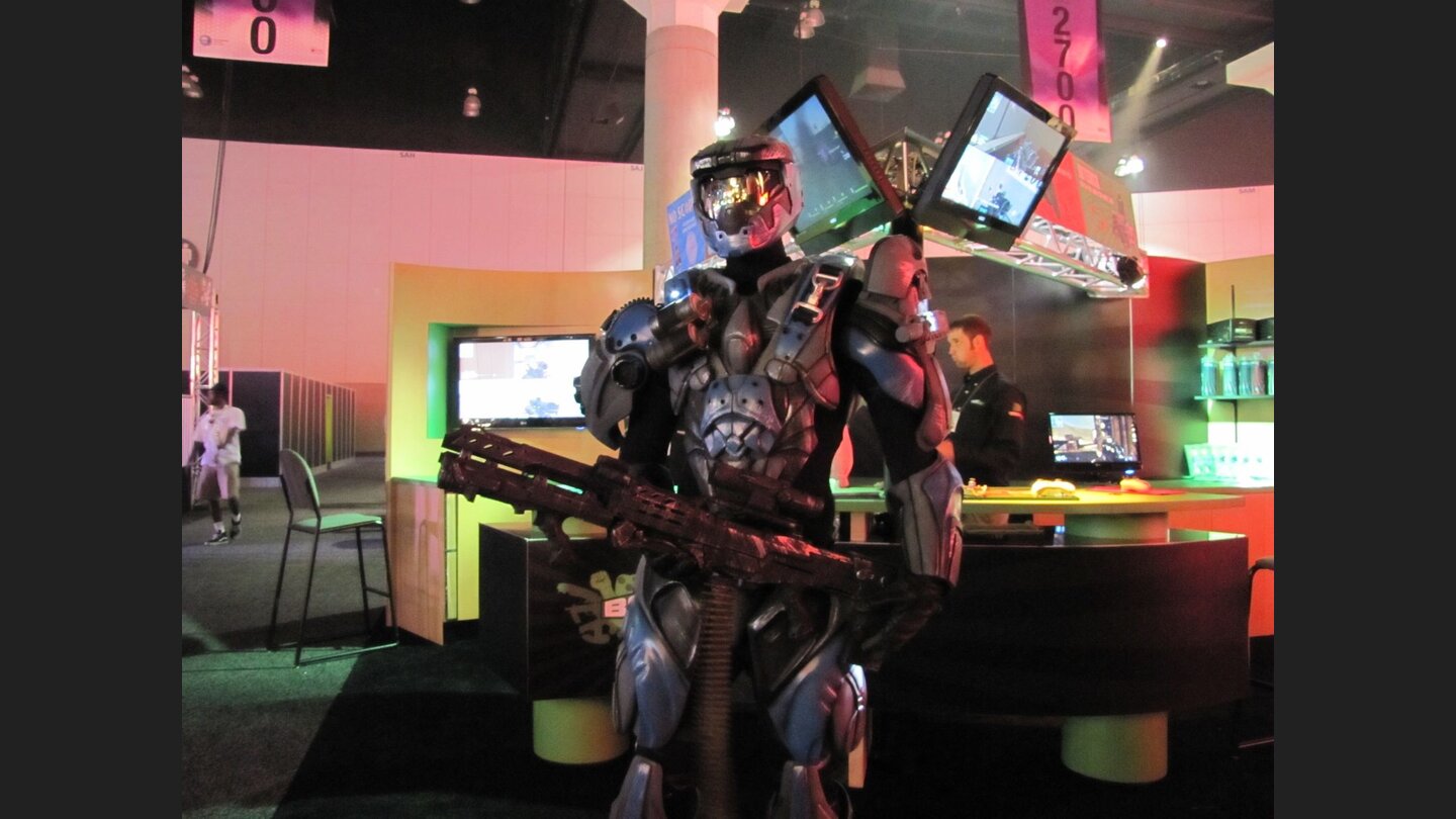 E3 2010 - Die besten Kostüme und Standfiguren
