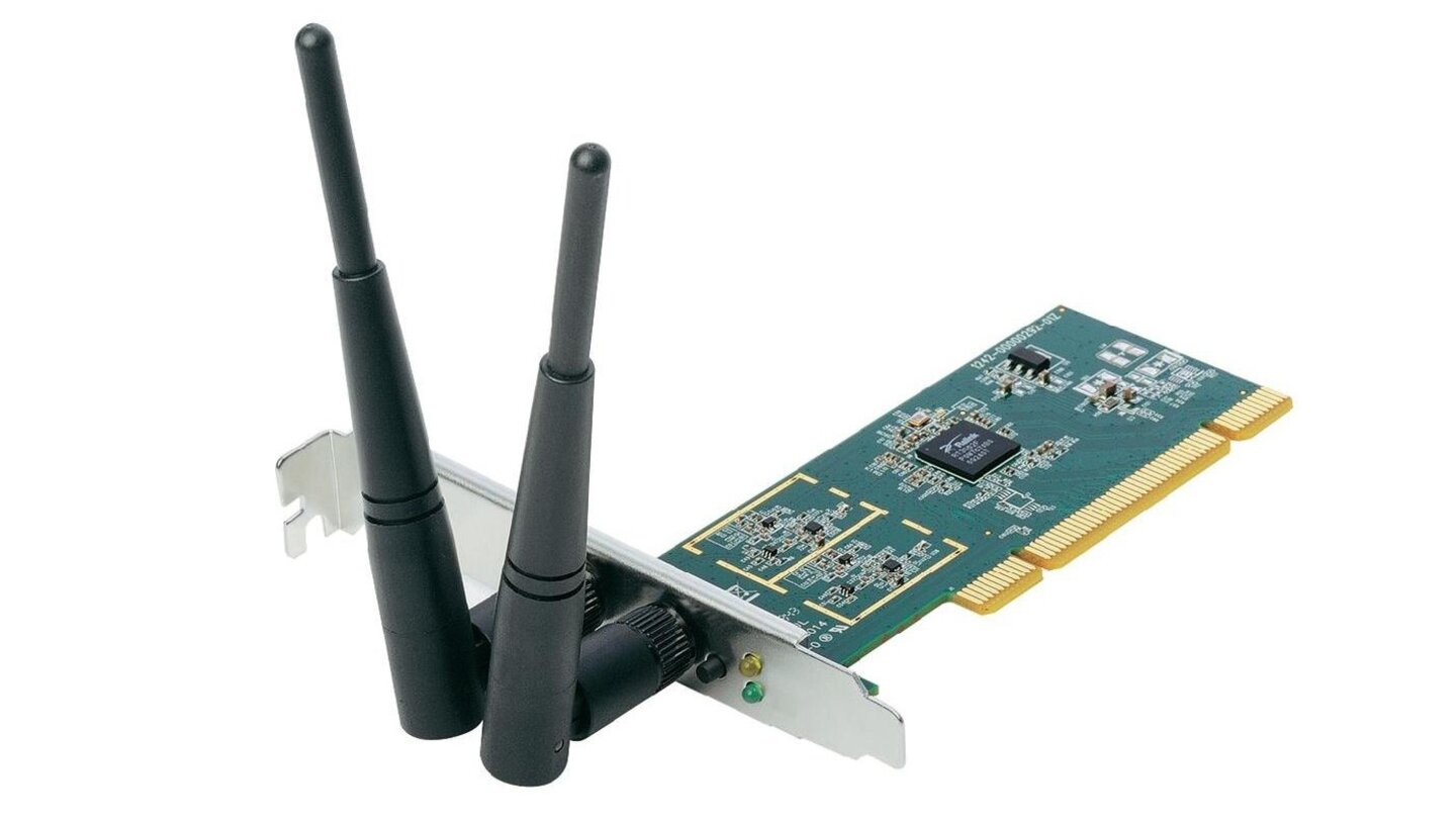 W-LAN-KarteMit bis zu 300 Mbit/s surfen und spielen Sie mit der W-LAN-Karte aus dem Plus+Zubehörpaket im kabellosen Netzwerk nach 802.11b/g/n-Standard. Die Karte unterstützt WPA2 und Wi-Fi Protected Setup (WPS).