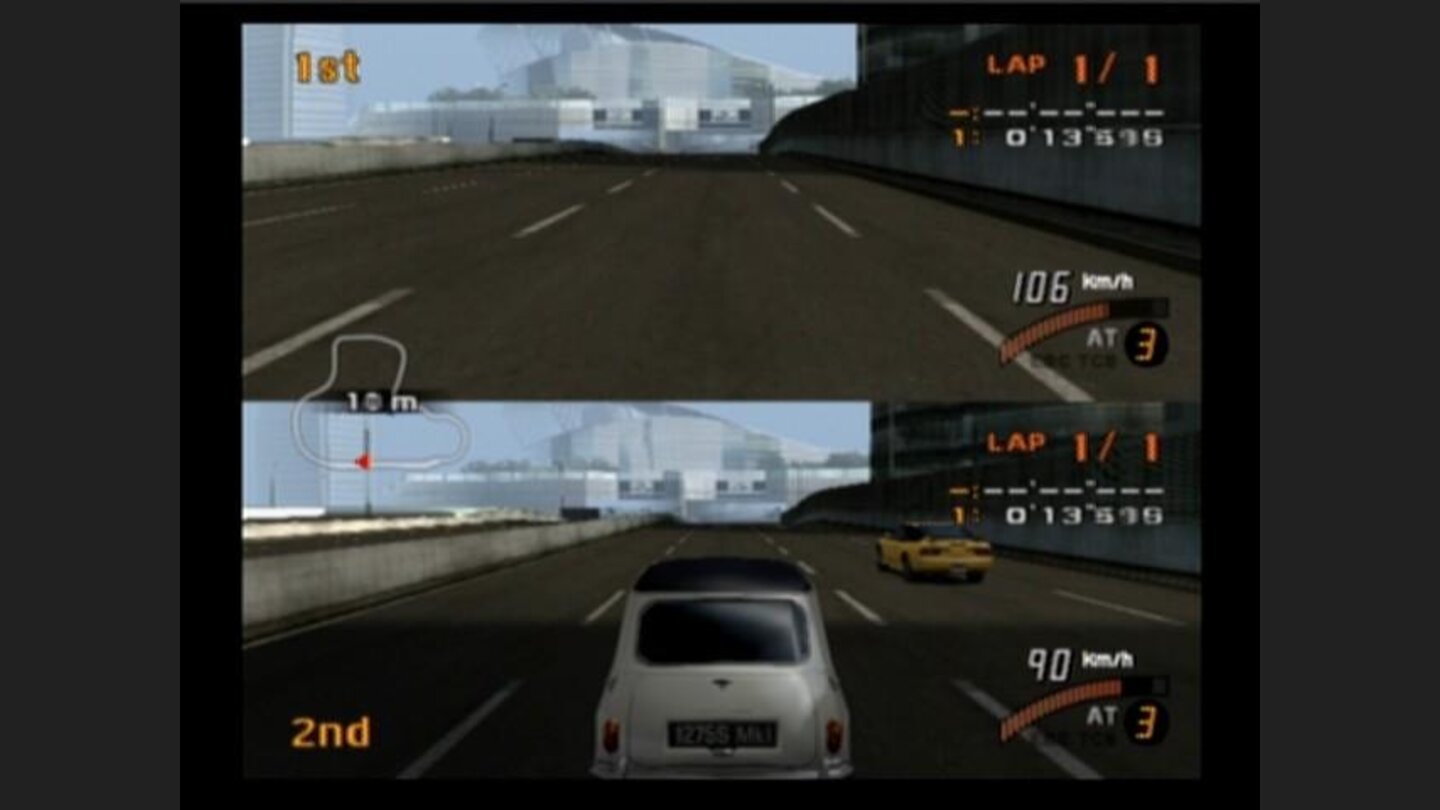 Players can either drive in 1st-person (top) or 3rd-person (bottom)
