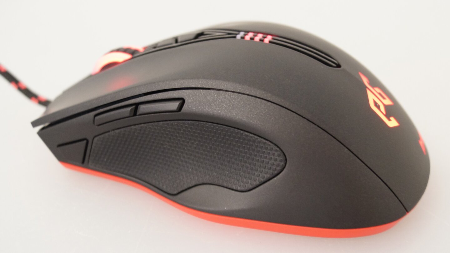 Typisch für Epicgear: Die Maus ist komplett in den Farben schwarz-rot gehalten und wird von LEDs beleuchtet.
