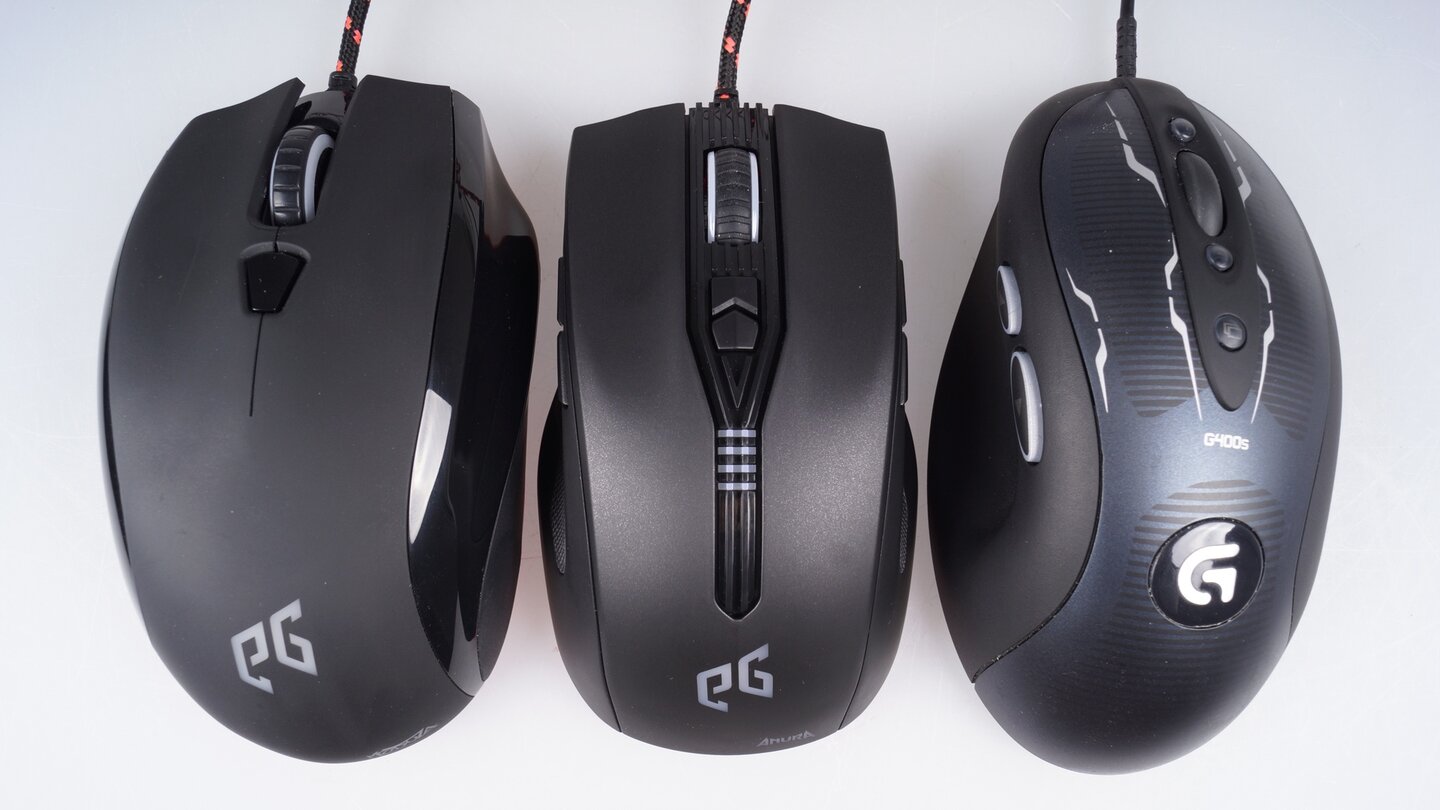 Im Vergleich: In der Mitte die symmetrische Anura, links die Epicgear Meduza und rechts die Logitech G400s.