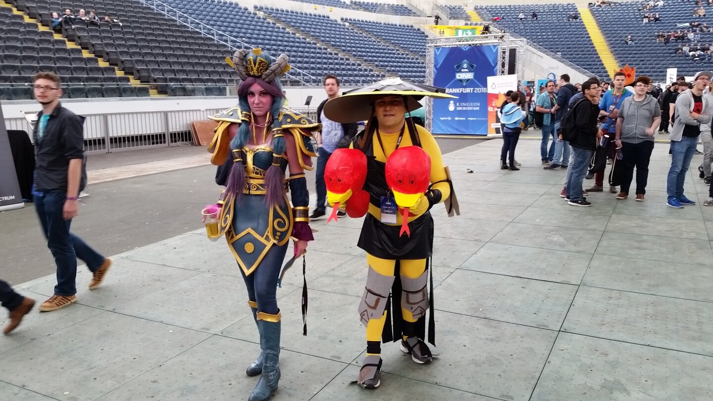 ESL One 2016 - Cosplay