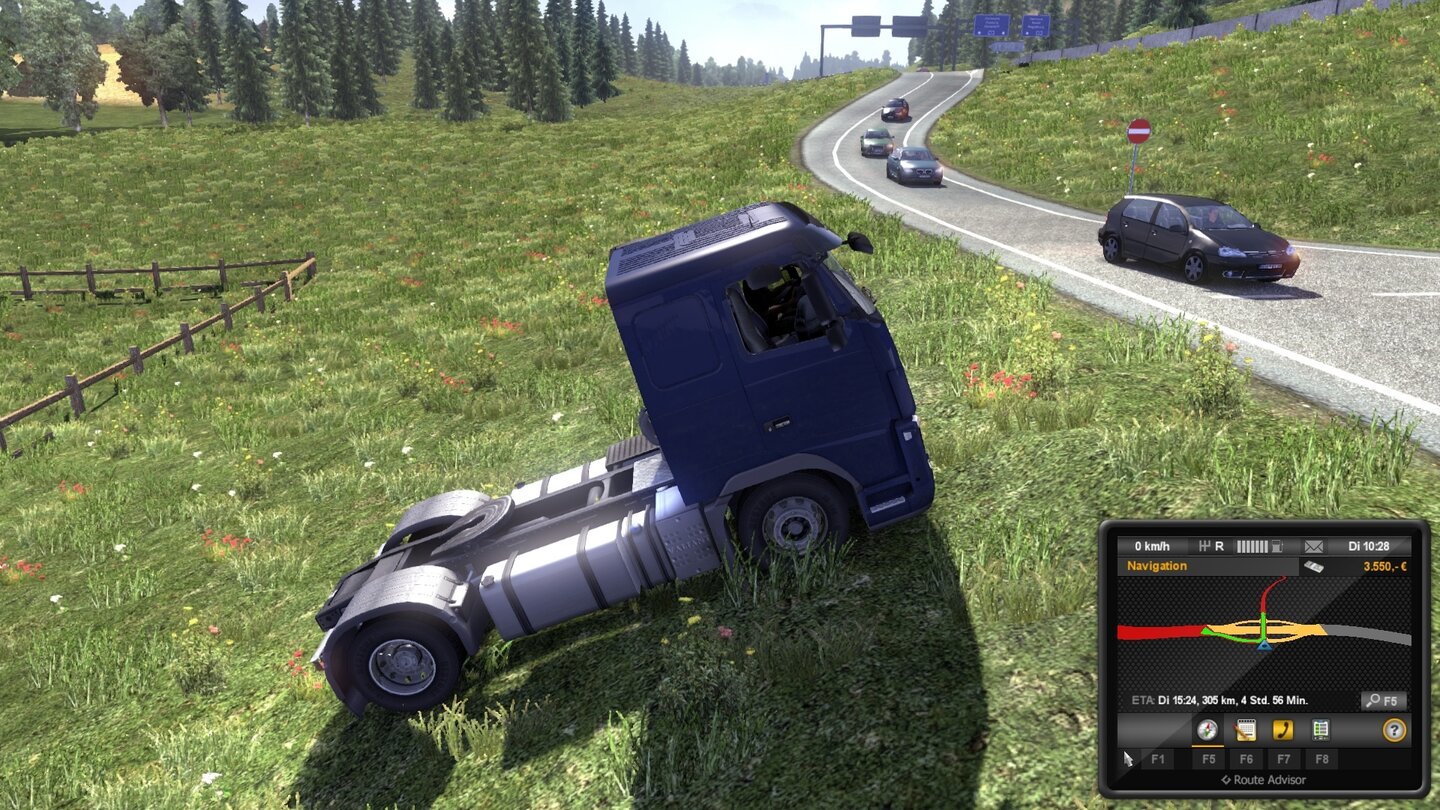 Euro Truck Simulator 2Festgefahren: Obwohl links noch Platz wäre, stoßen wir an eine unsichtbare Map-Grenze. Und trotz 600 PS geht’s nicht die leichte Steigung hoch!