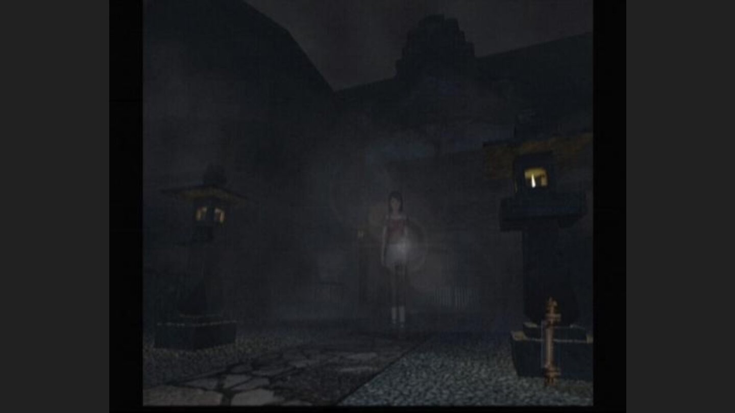 With dense fog around, flashlight doesnt do much help