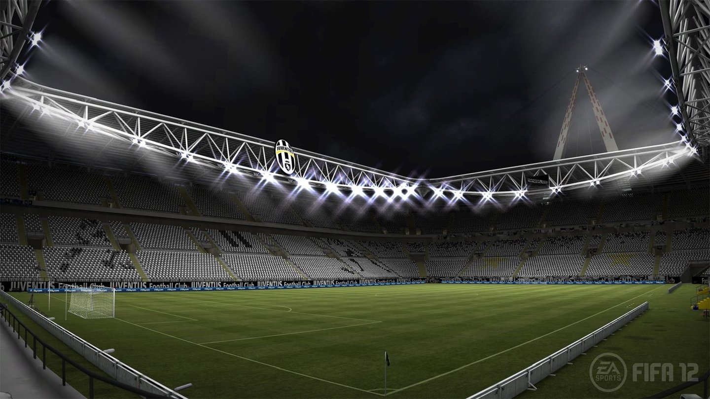 FIFA 12Zur guten Präsentation gehört auch die Stimmung im Stadion - wie hier in Turin.