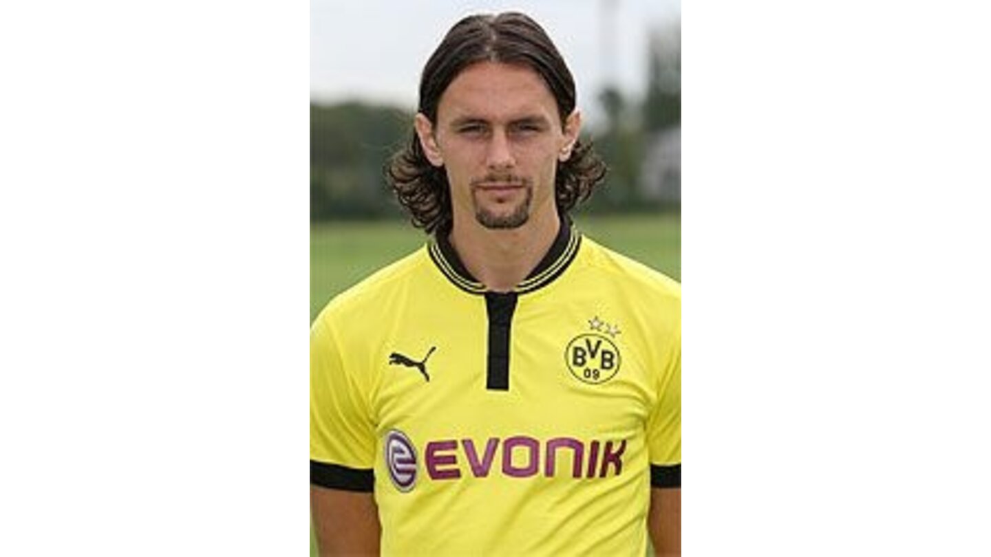 Gesichtervergleich: FIFA 13 gegen Original-FotosNeven Subotic (Borussia Dortmund) in echt