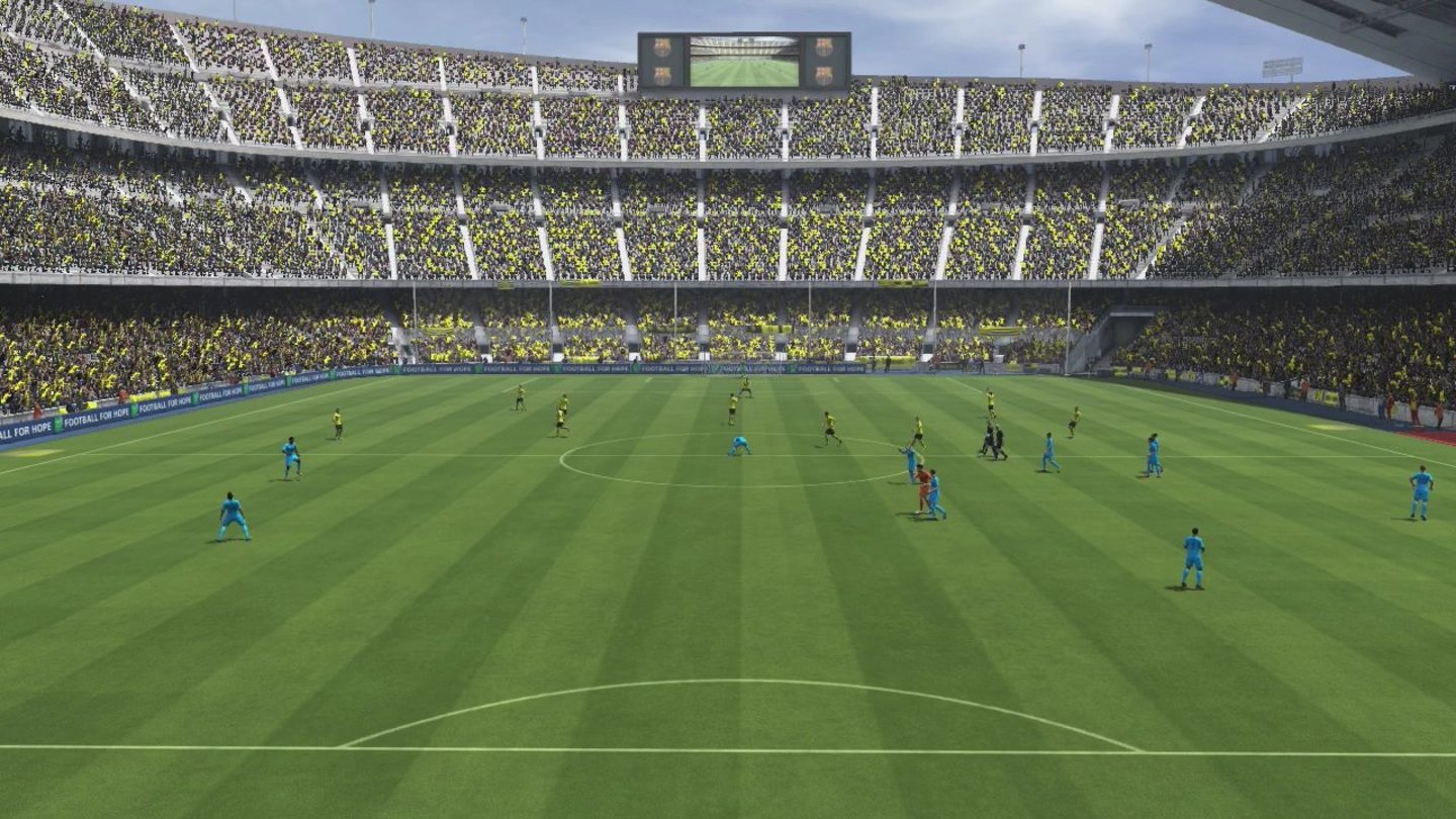 FIFA 14 - Screenshots aus der Version für PS3 und Xbox 360Camp Nou eindrucksvoll: Die Stadien wirken dank verbesserter Zuschauer nun lebendiger.
