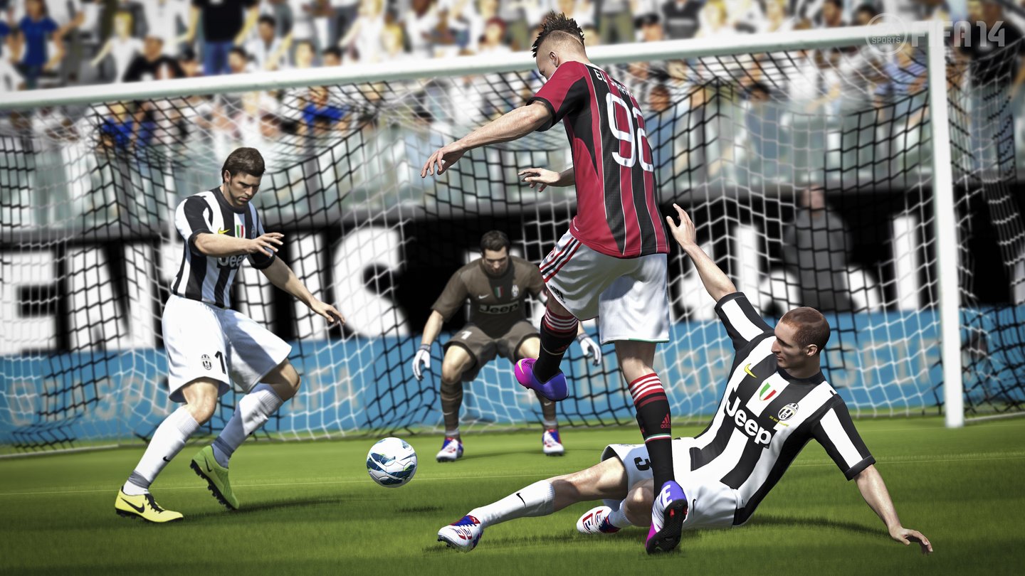 FIFA 14Auf den Next-Gen-Konsolen soll die neue Ignite-Engine für bessere Grafik und Physik sorgen.